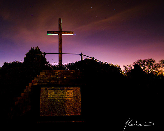 Cross-08268