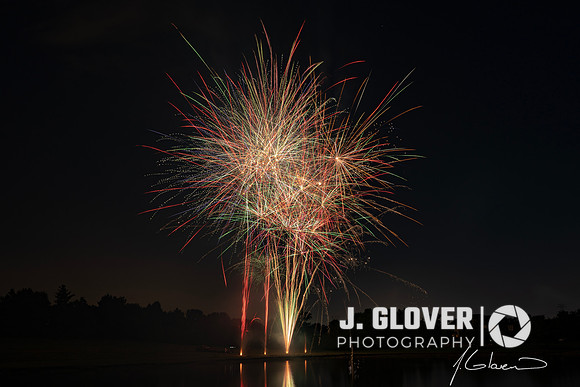 Fireworks19-00544