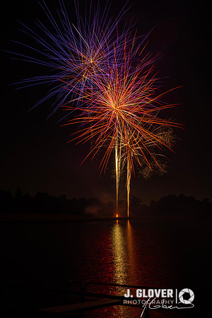Fireworks19-00557