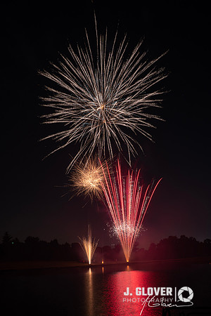 Fireworks19-00561